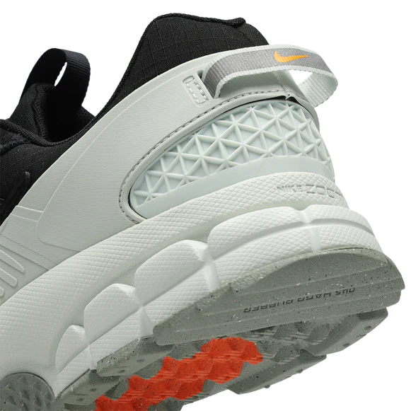 Nike Zoom Vomero Roam Black/White